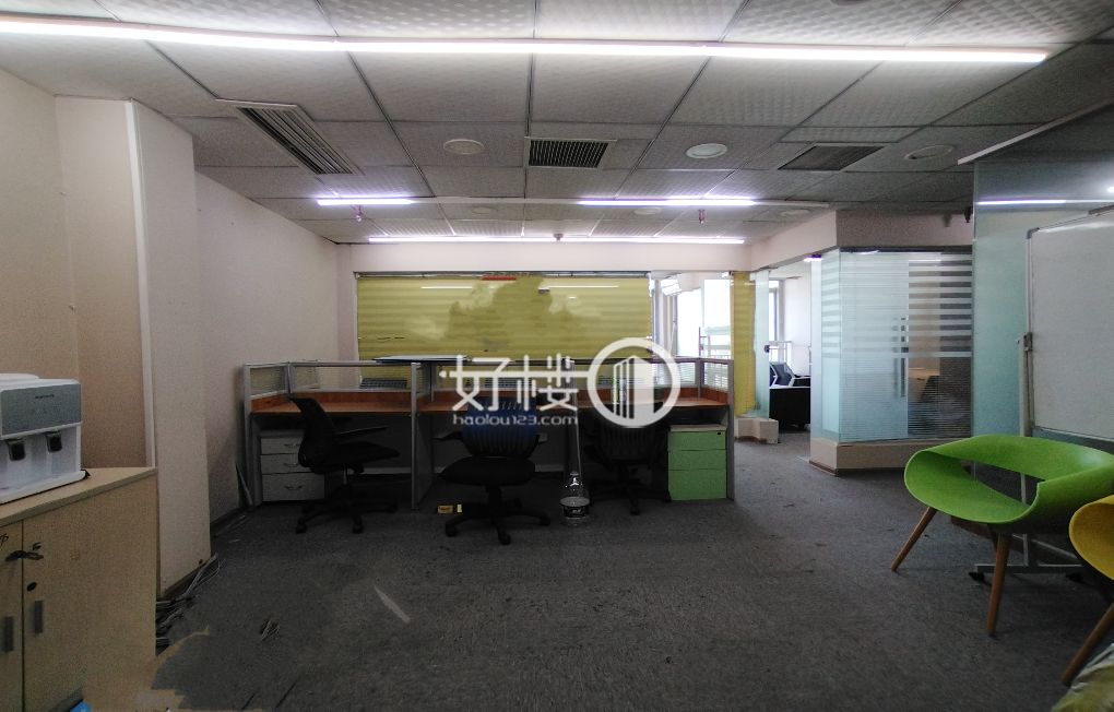 扬子江商务中心三轨道交通方便轻轨口户型方正m²写字楼|办公室出租|租赁/租金/图片