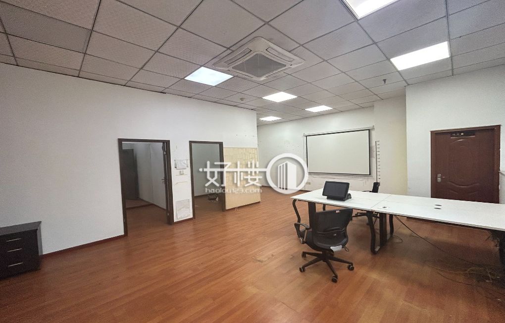 日月光中心/轻轨公交总站/交通生活便利写字楼|办公室出租|租赁/租金/图片