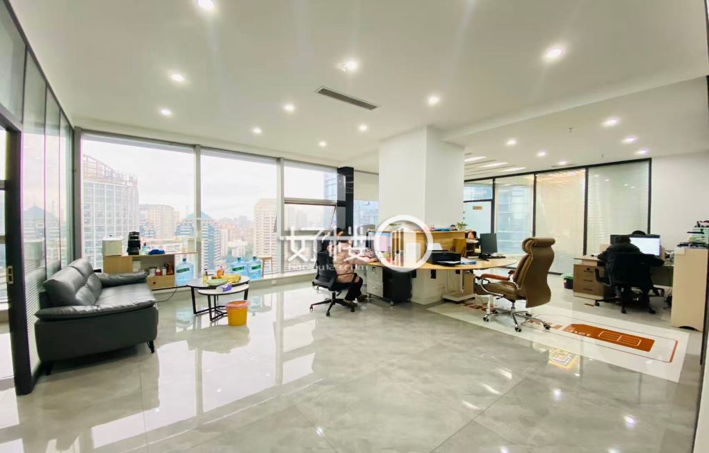 精装带家具！电梯口！石桥铺地铁站！空调自控！出租写字楼|办公室出租|租赁/租金/图片