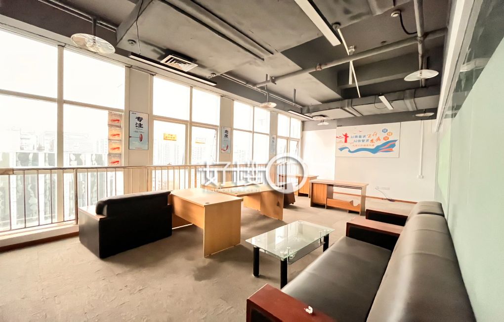 茶园轻轨站出口甲写精装电梯口低价出租写字楼|办公室出租|租赁/租金/图片