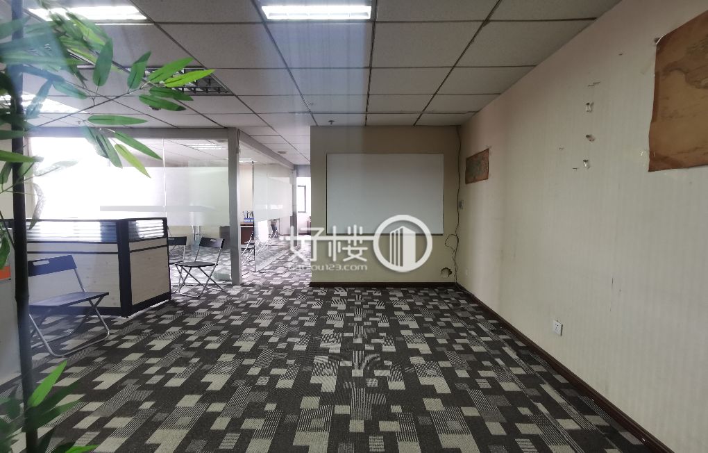 南坪  百盛   浪高凯悦108平 精装带家具实物写字楼|办公室出租|租赁/租金/图片