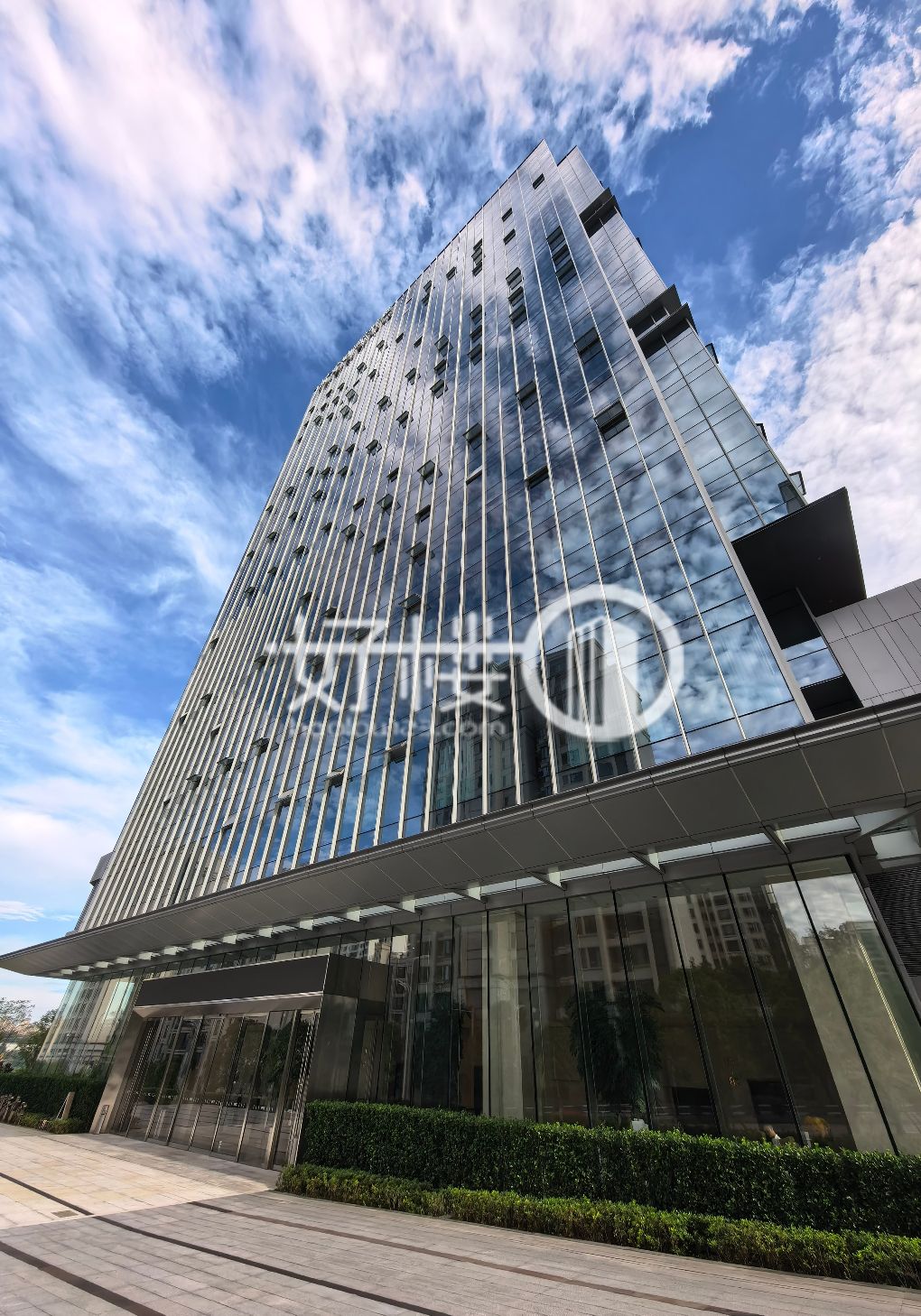 中央公园高品质楼宇  渝富创新  面积可变写字楼|办公室出租|租赁/租金/图片