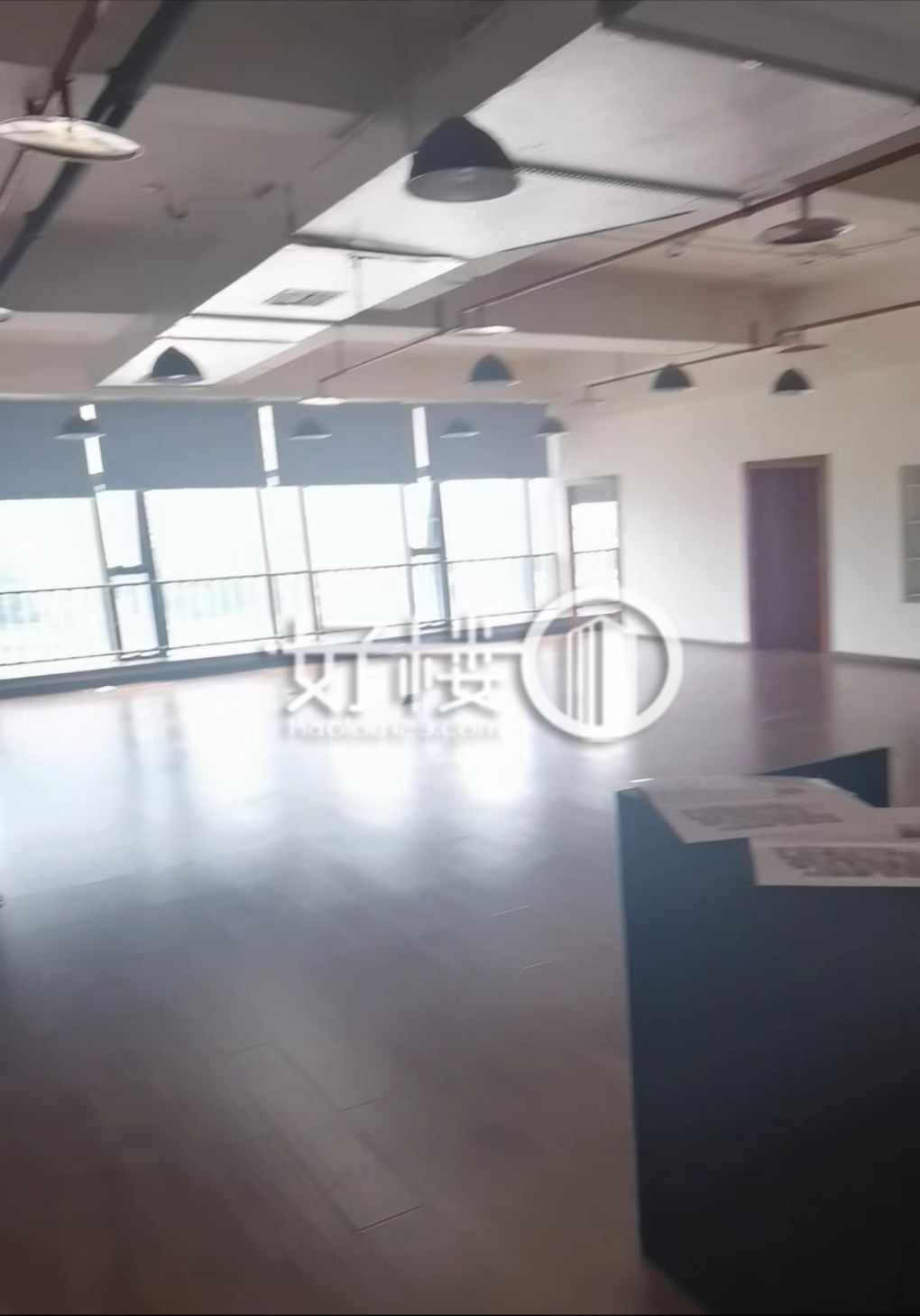 三地铁口 五里店蓝洋金融中心 户型方正 业主出租写字楼|办公室出租|租赁/租金/图片