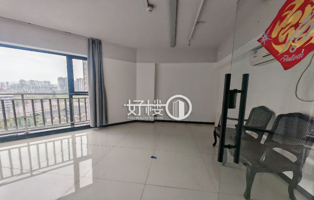 近电梯口  渝高城市日记精装办公室带家具出租 -二郞办公室出租,办公室租赁信息