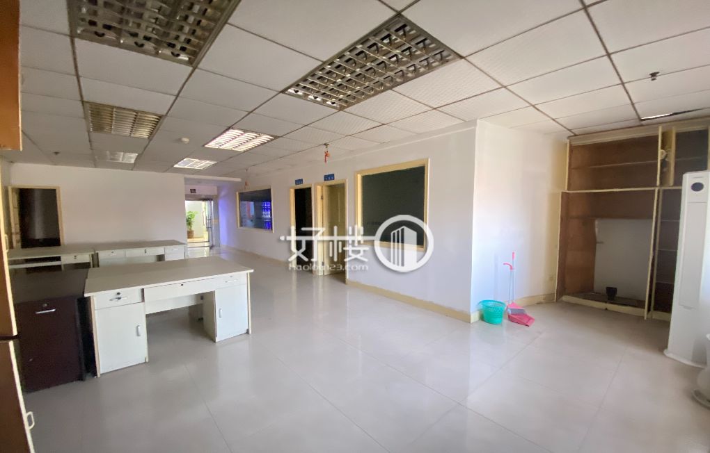 石桥铺轻轨旁 紧邻商圈 精装修 交通便利 办公舒适写字楼|办公室出租|租赁/租金/图片