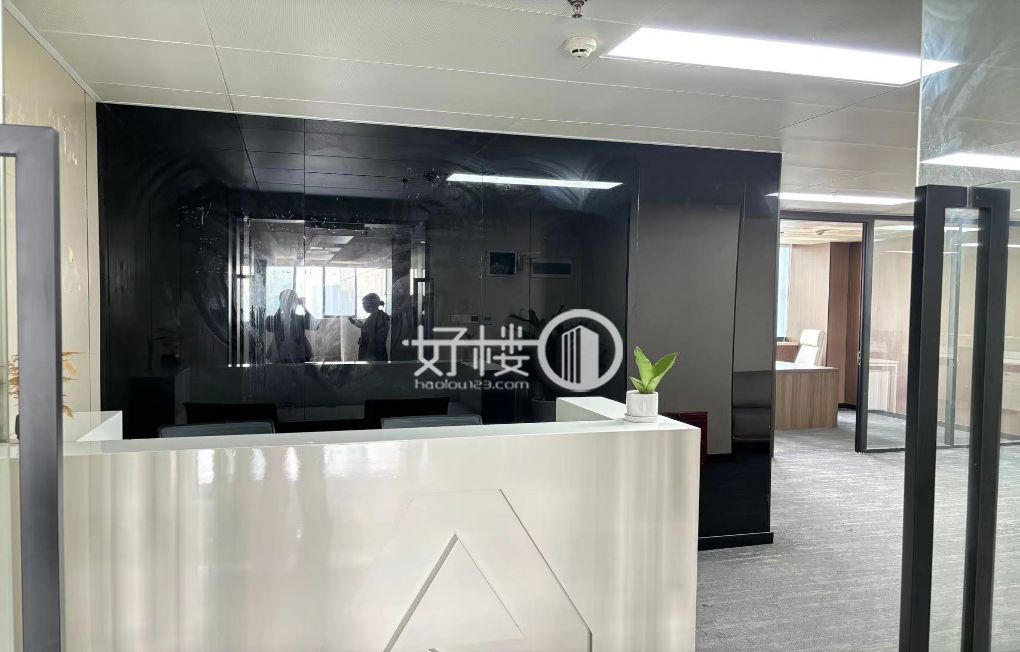 人和交通便利丨三狼国际 精装房源 拎包办公配套齐全写字楼|办公室出租|租赁/租金/图片