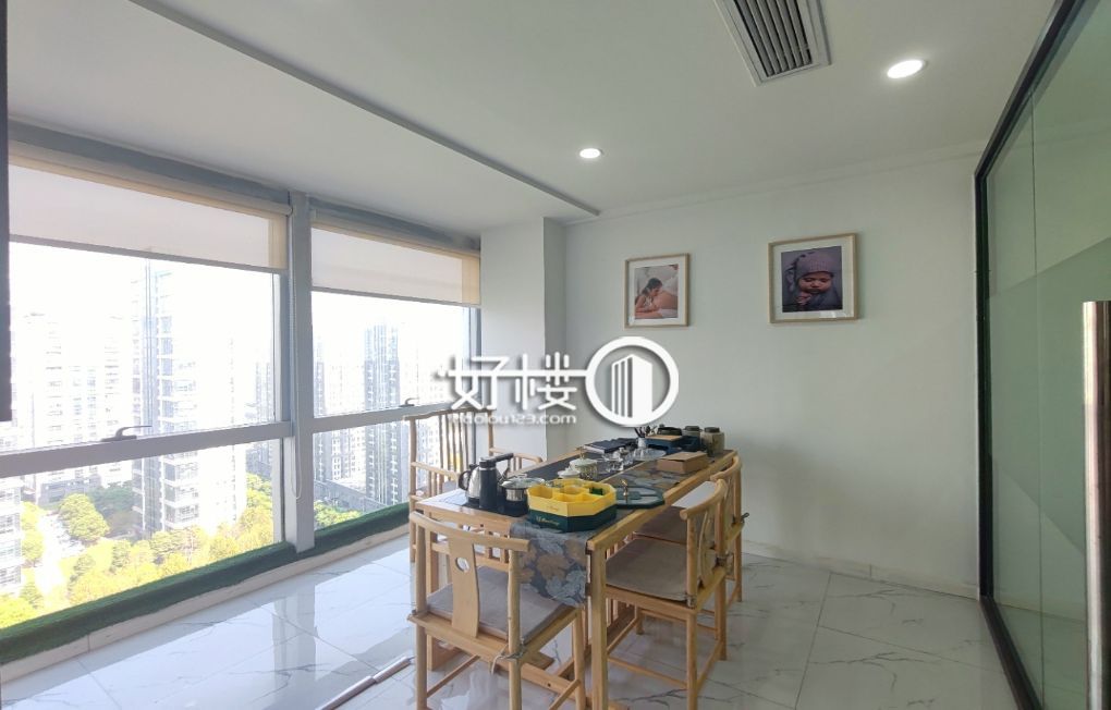 汽博中心整层装修出售丨性价比高优质格局丨舒适办公写字楼|办公室出租|租赁/租金/图片