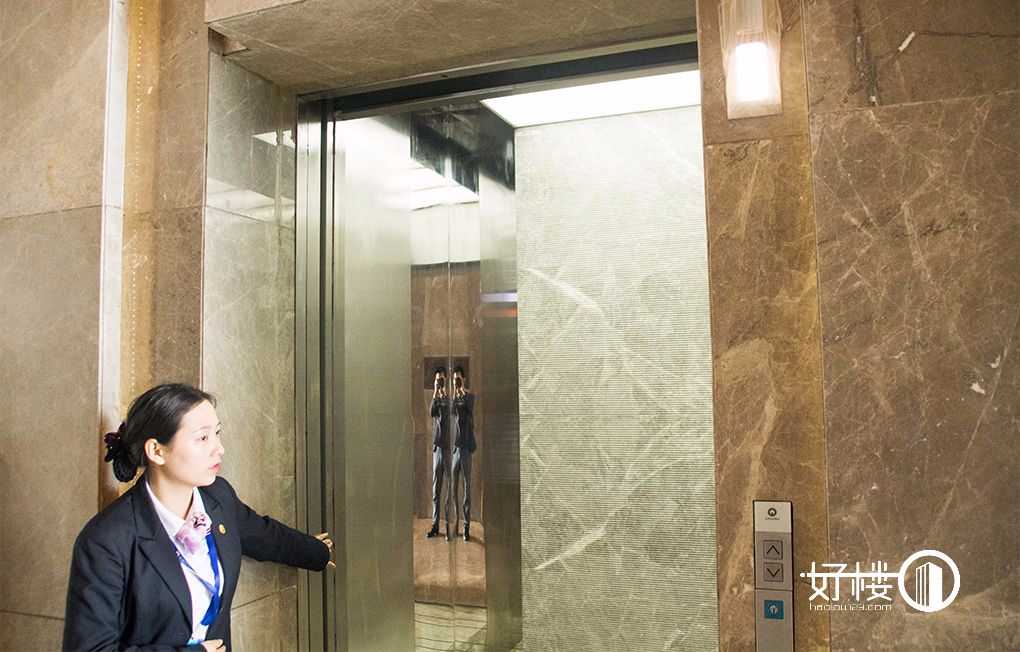 绿地保税中心2号楼写字楼|办公室出租|租赁/租金/图片