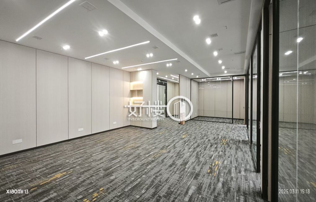 两江新区丨汽博中心丨双轻轨保税港站丨精装带家具出租m²写字楼|办公室出租|租赁/租金/图片
