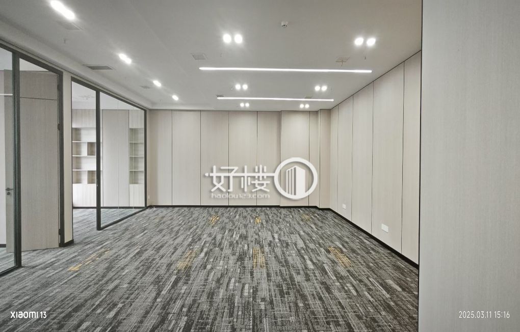 两江新区丨汽博中心丨双轻轨保税港站丨精装带家具出租m²写字楼|办公室出租|租赁/租金/图片