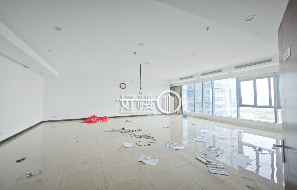 两江新区双轻轨口绿地保税中心办公室出售写字楼|办公室出租|租赁/租金/图片