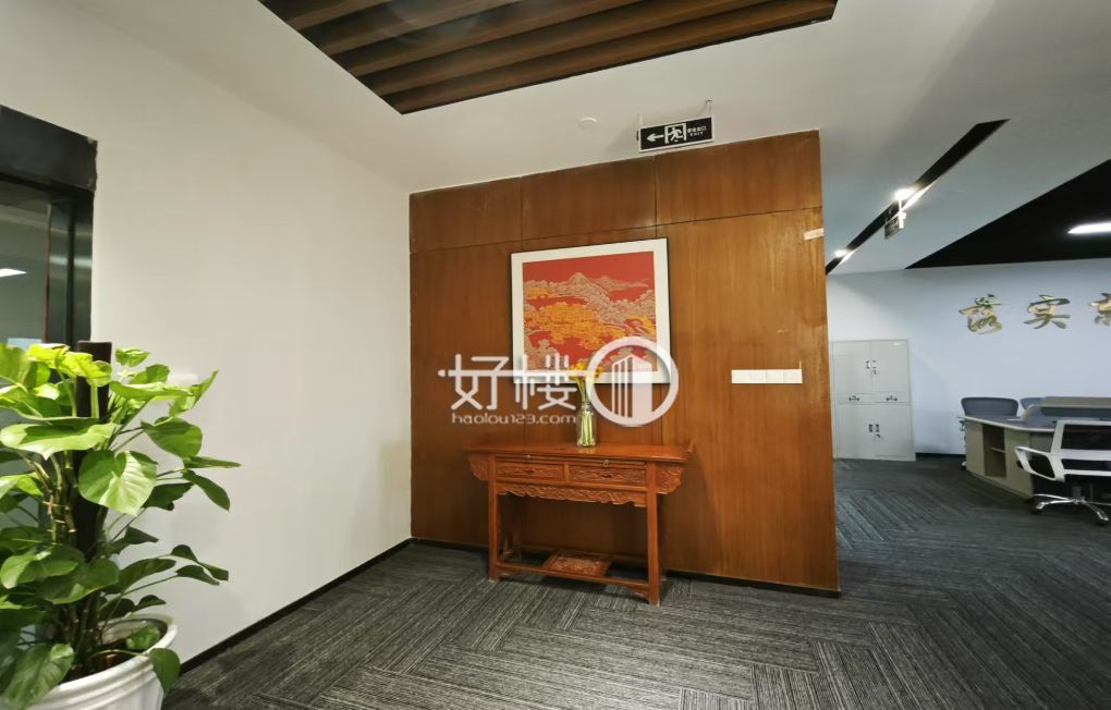 江北寸滩绿地保税中心正对电梯口办公室出租m²写字楼|办公室出租|租赁/租金/图片