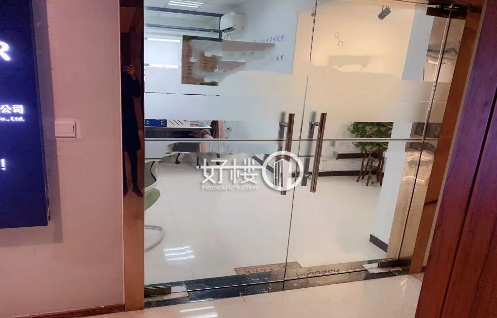 现房出租大坪英利广场装修带家具120平轨道沿线配全写字楼|办公室出租|租赁/租金/图片