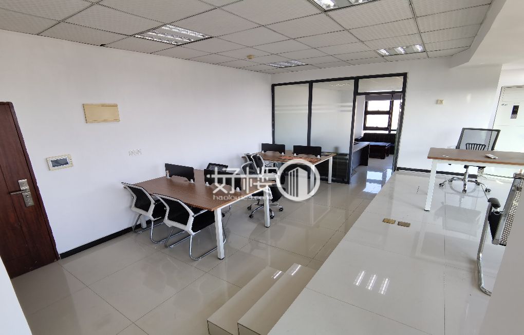 精装带家具 高区视野 一办公室一大厅 轻轨站旁m²写字楼|办公室出租|租赁/租金/图片