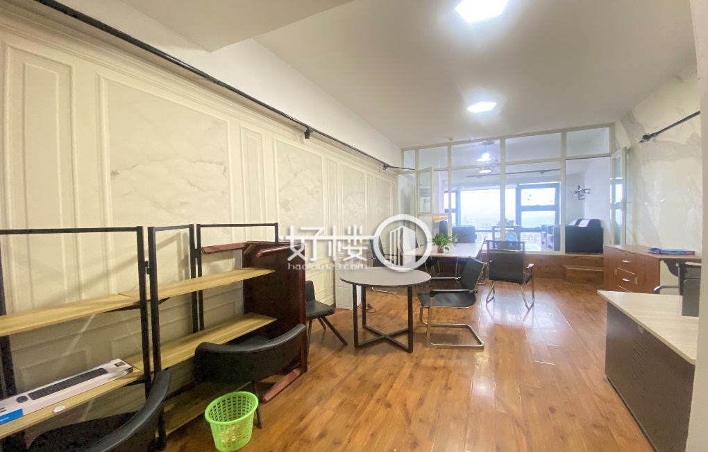 英利国际 高区小户 装修带家具 租金2600m²写字楼|办公室出租|租赁/租金/图片