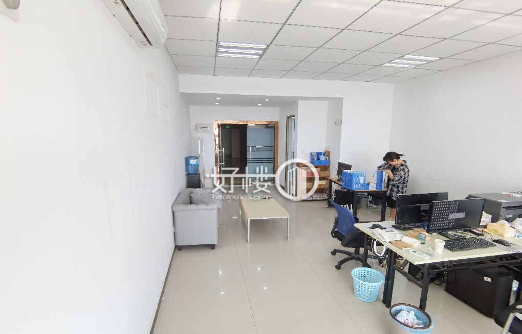 高区户型 电梯口位置 一办公室一大厅 价格实惠写字楼|办公室出租|租赁/租金/图片
