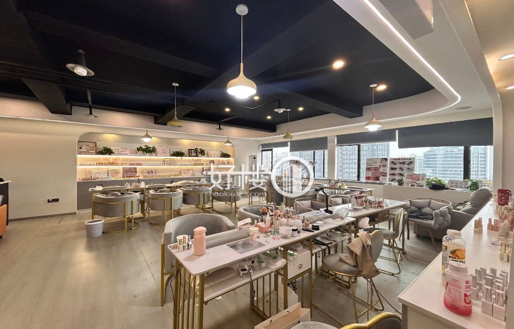 观音桥 茂业时代，美甲店装修m²写字楼|办公室出租|租赁/租金/图片