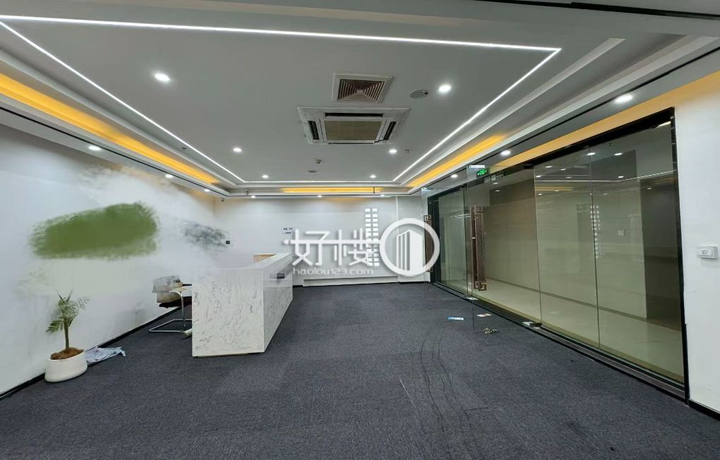 玖玺国际电梯口 面积300多平 使用面积500平写字楼|办公室出租|租赁/租金/图片