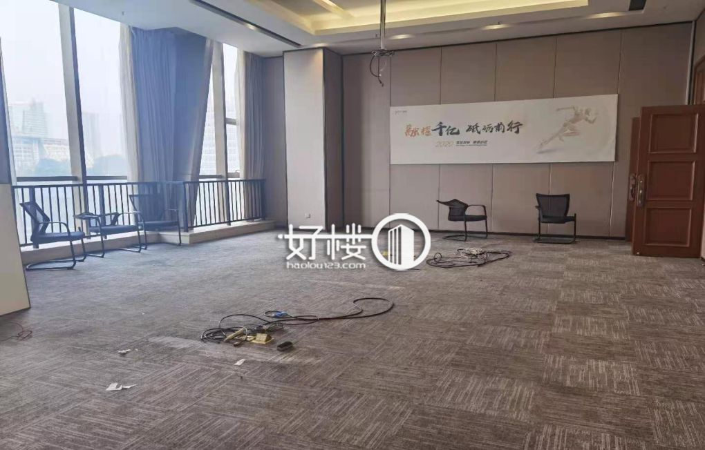 融创金贸中心（北区01栋）写字楼|办公室出售|租赁/租金/图片