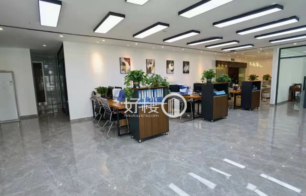 两江新区汽博中心融创金贸时代精装办公室现房出租m²写字楼|办公室出租|租赁/租金/图片