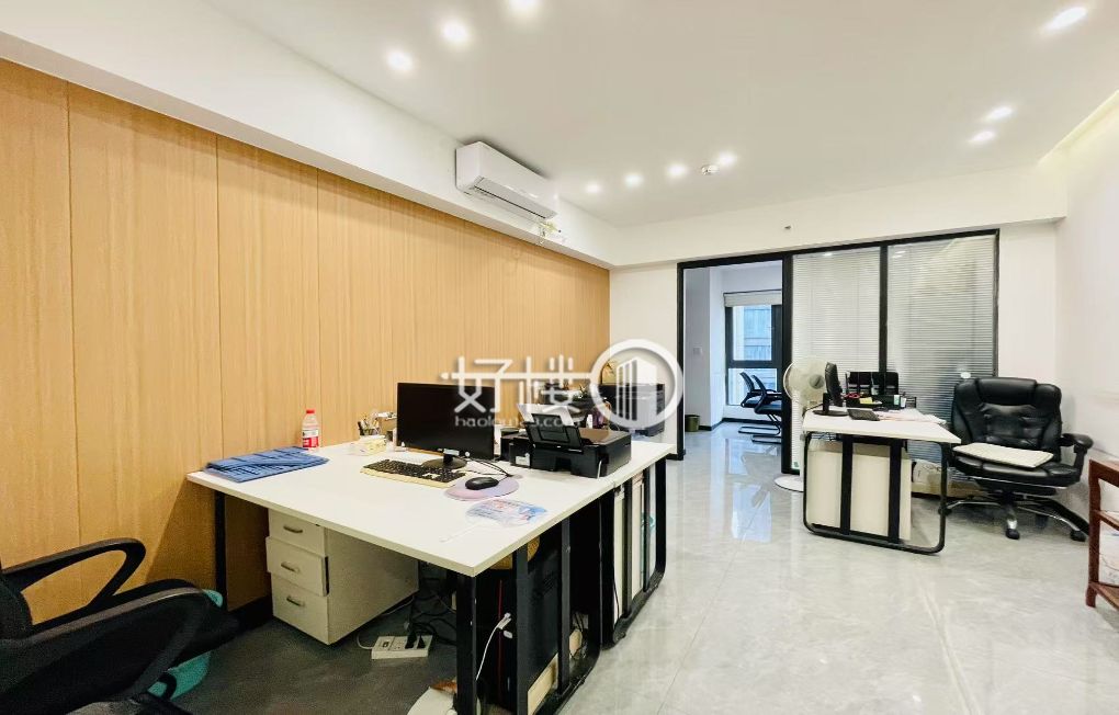 汽博中心 融创金贸时代 精致小户型 带家具m²写字楼|办公室出租|租赁/租金/图片