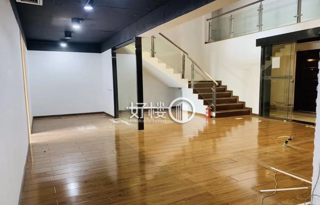 汽博轻轨口丨融创金贸时代写字楼出售房源精装修写字楼|办公室出租|租赁/租金/图片