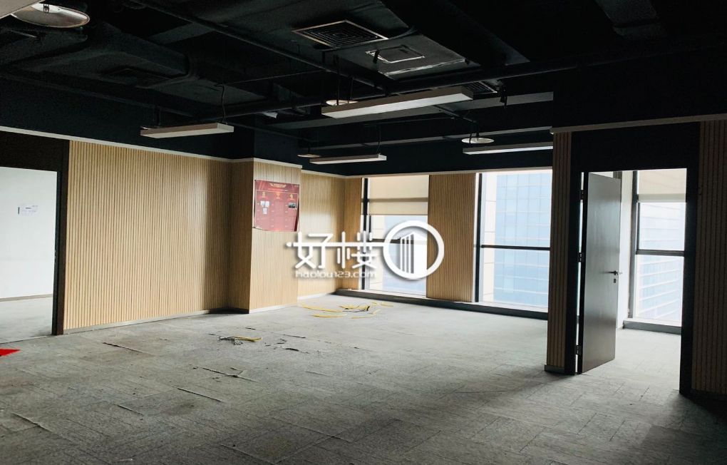 观音桥商圈融恒时代广场出售 双面采光价格可小刀写字楼|办公室出租|租赁/租金/图片