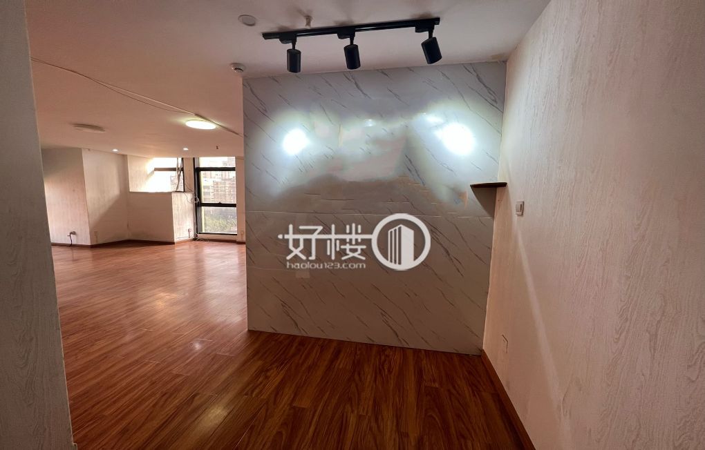 南坪西南经协 利用率高 精装办公出租 户型方正m²写字楼|办公室出租|租赁/租金/图片