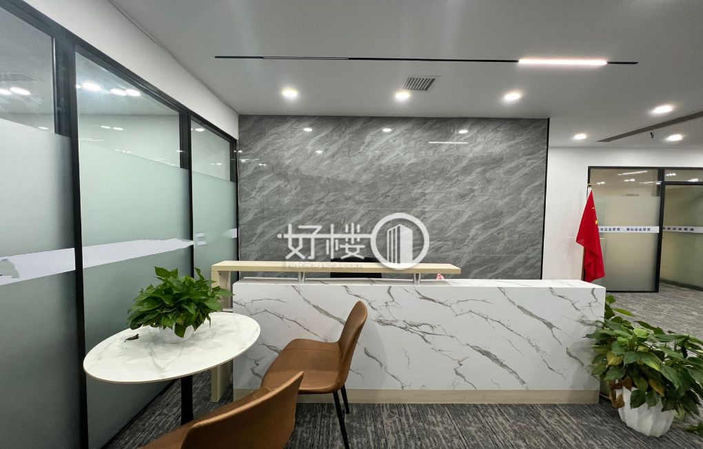 南坪西南经协 精装5+1格局带办公家具 户型方正 写字楼|办公室出租|租赁/租金/图片