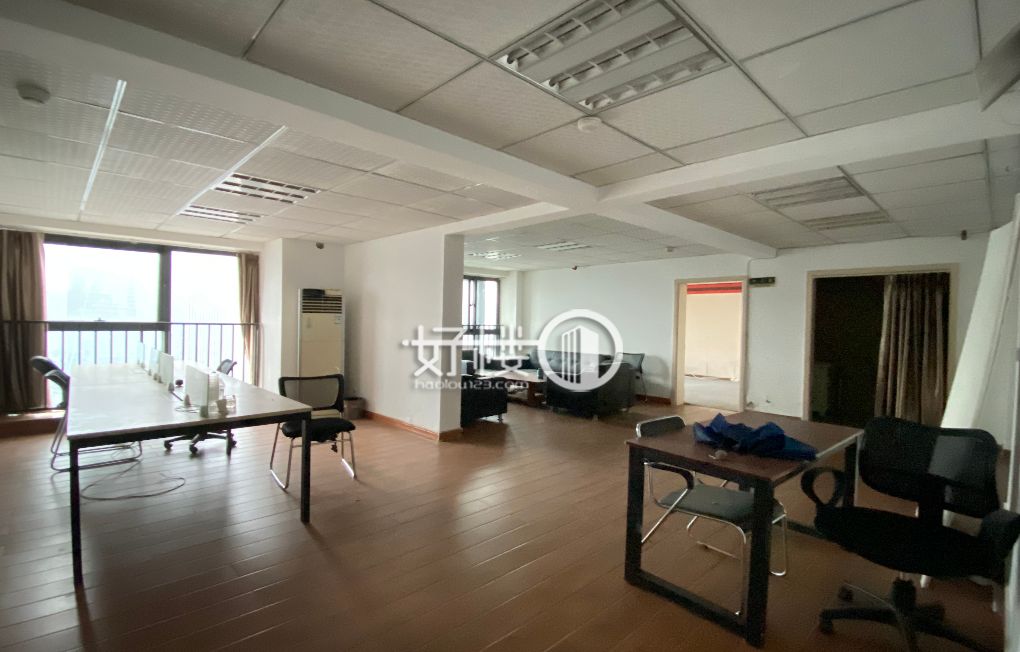 观音桥商圈核心精美装修拎包入住 地铁口m²写字楼|办公室出租|租赁/租金/图片