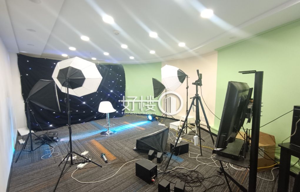 观音桥COSMOA栋写字楼|办公室出租|租赁/租金/图片