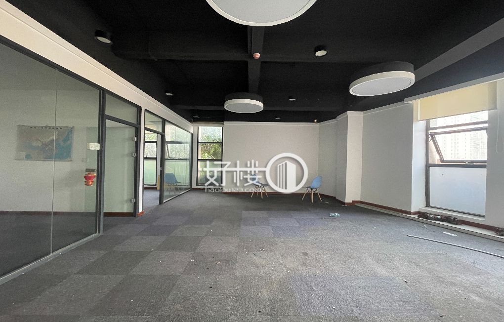 新出贝蒙盘古近轻轨1楼稀缺小面积办公室业主直租写字楼|办公室出租|租赁/租金/图片