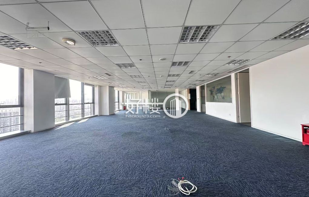 财富中心财富大厦丨电梯口户型精装修丨落地窗采光好写字楼|办公室出租|租赁/租金/图片