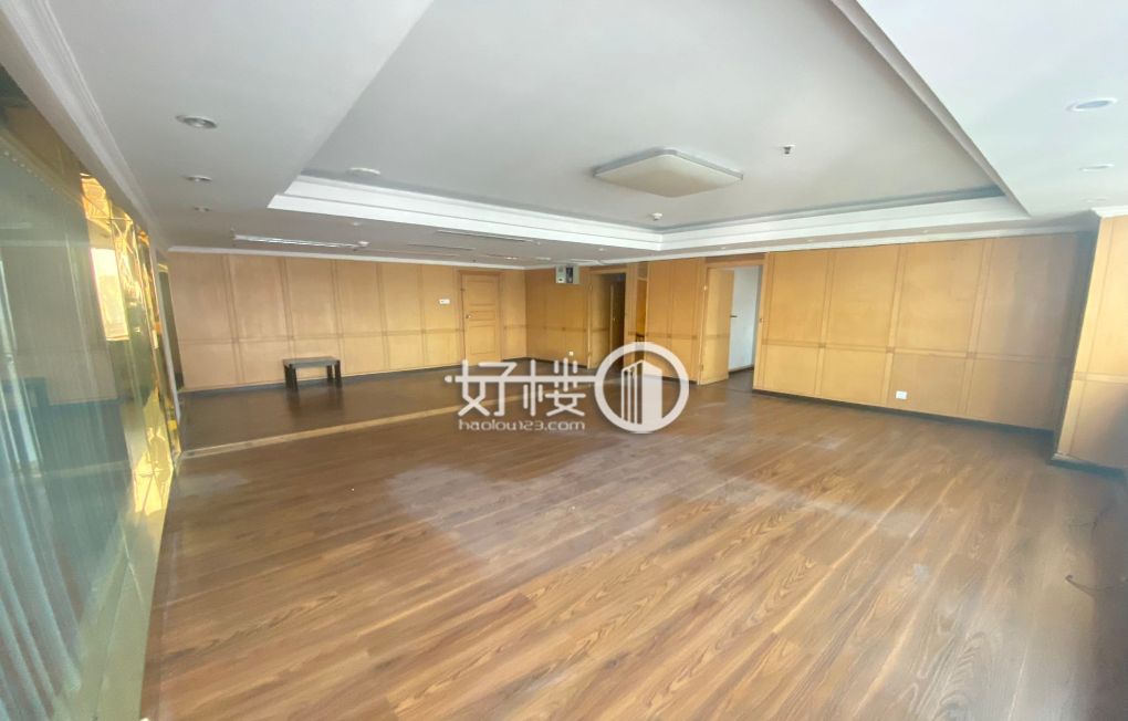 解放碑，都市广场，位置好，价格低，物业费便宜m²写字楼|办公室出租|租赁/租金/图片