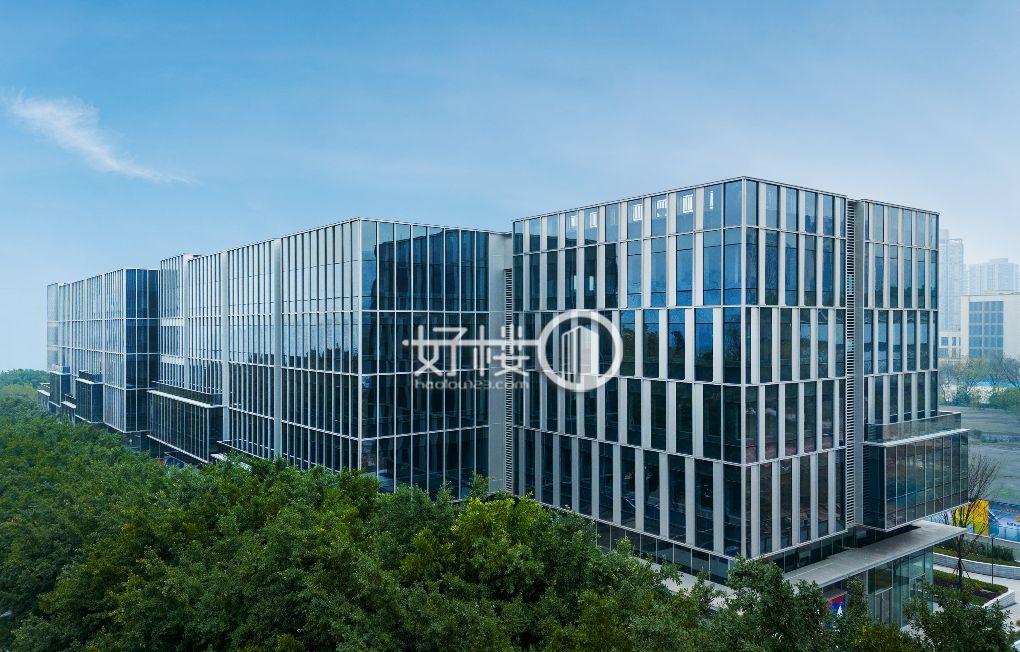 双轨旁独栋办公，全幕墙+露台，单价1万起  写字楼|办公室出租|租赁/租金/图片