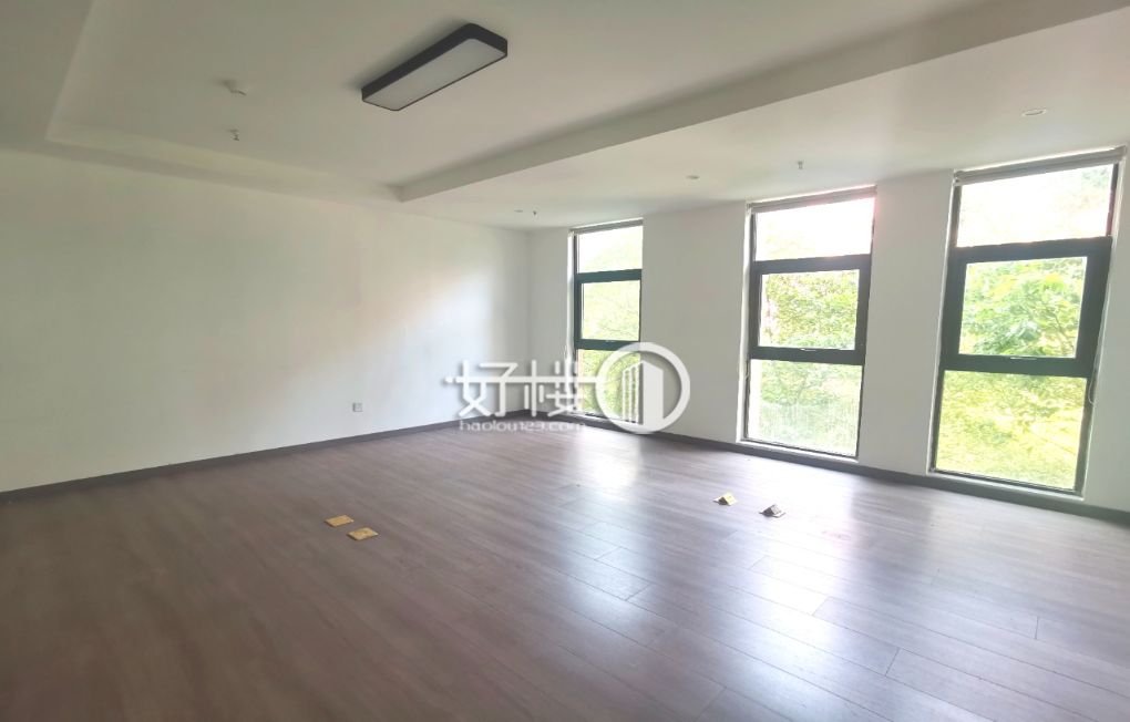 创意公园平层精装修现房出租 拎包入住 户型方正写字楼|办公室出租|租赁/租金/图片