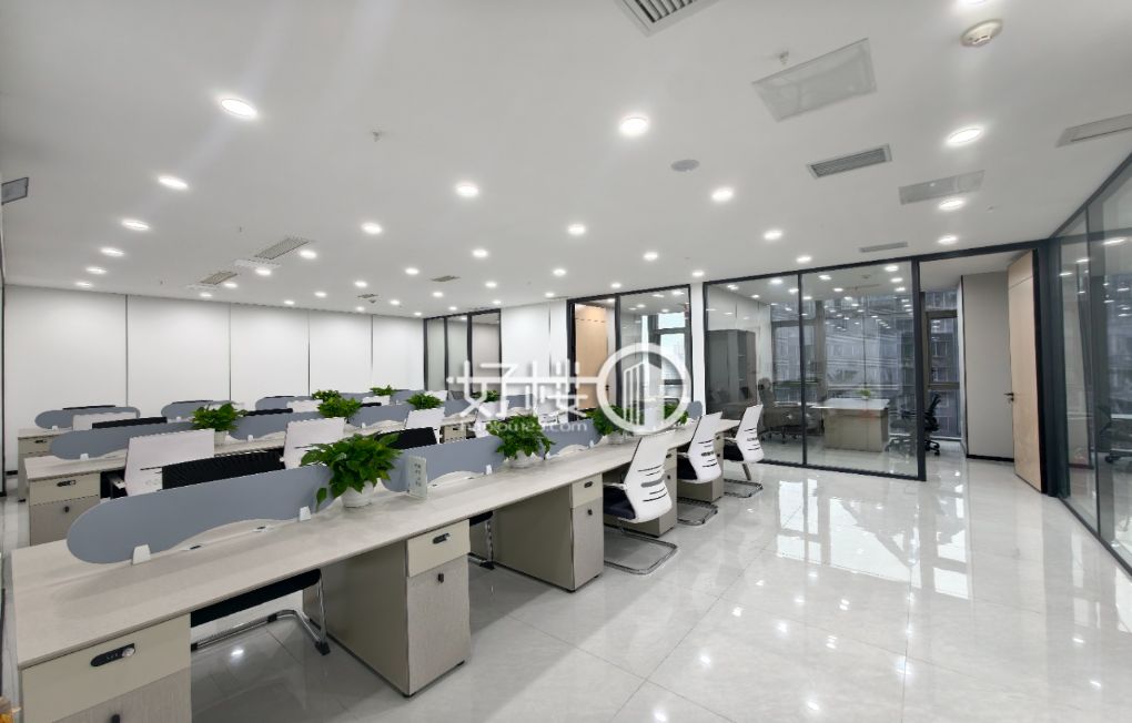 观音桥商圈时代中心4个隔间30工位办公室出租m²写字楼|办公室出租|租赁/租金/图片