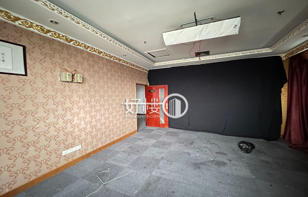出租渝中两路口重庆村1号价格优惠 交通便利m²写字楼|办公室出租|租赁/租金/图片