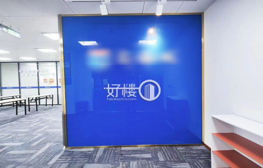 解放碑商圈环球金融中心精装带家具小户型 视野好m²写字楼|办公室出租|租赁/租金/图片