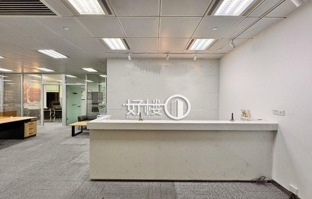 解放碑商圈 电梯口环球金融中心精装带家具 拎包入住m²写字楼|办公室出租|租赁/租金/图片