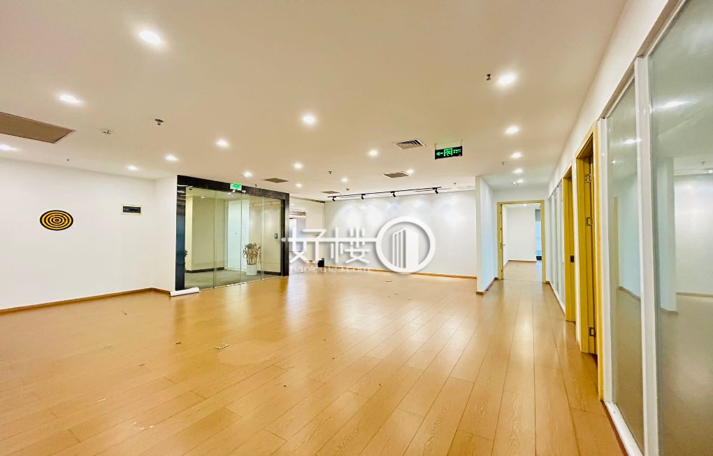 轻轨旁地标建筑 财富中心 高端品质精装办公室现房m²写字楼|办公室出租|租赁/租金/图片