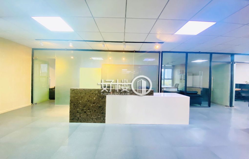 业主诚心出售 汽博商圈 轻轨沿线 交通便利写字楼|办公室出租|租赁/租金/图片