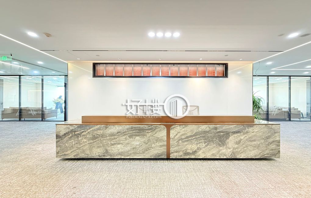 可注册公司丨核心商圈丨正对电梯口丨金融城拎包入住 写字楼|办公室出租|租赁/租金/图片