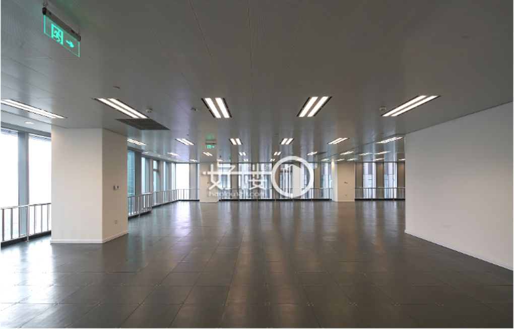 甲级写字楼  江北城轻轨站 可给免租期 玻璃双开门m²写字楼|办公室出租|租赁/租金/图片