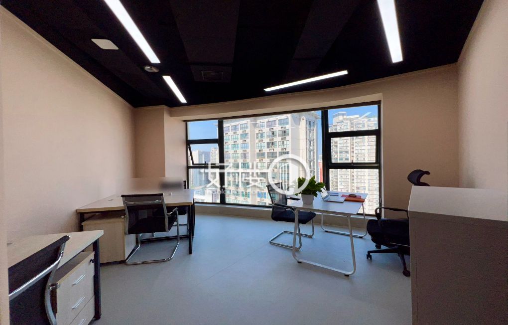 联合办公丨靠窗5人间出租丨一价全包，享多重服务写字楼|办公室出租|租赁/租金/图片