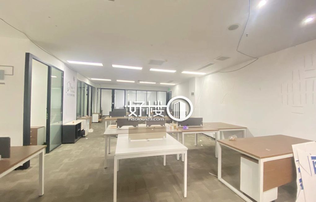 龙湖国际 冉家坝轻轨站 业主精装出售写字楼|办公室出租|租赁/租金/图片
