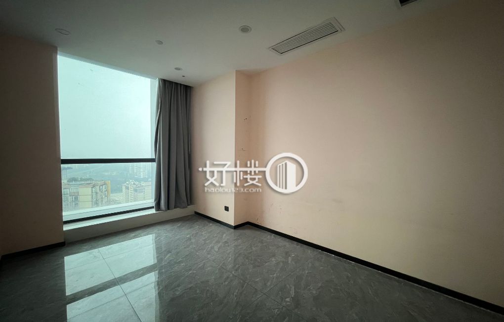 龙湖光年纯写电梯口 多隔间 业主直租m²写字楼|办公室出租|租赁/租金/图片