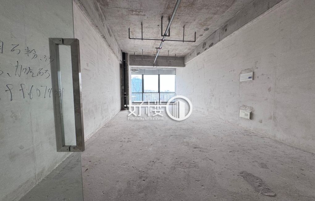 沙坪坝龙湖光年现房出租丨交通便利丨随时可看写字楼|办公室出租|租赁/租金/图片