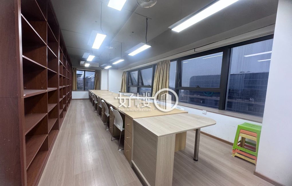 三轨交汇 沙坪坝三峡广场金沙天街核心商圈 龙湖光年写字楼|办公室出租|租赁/租金/图片