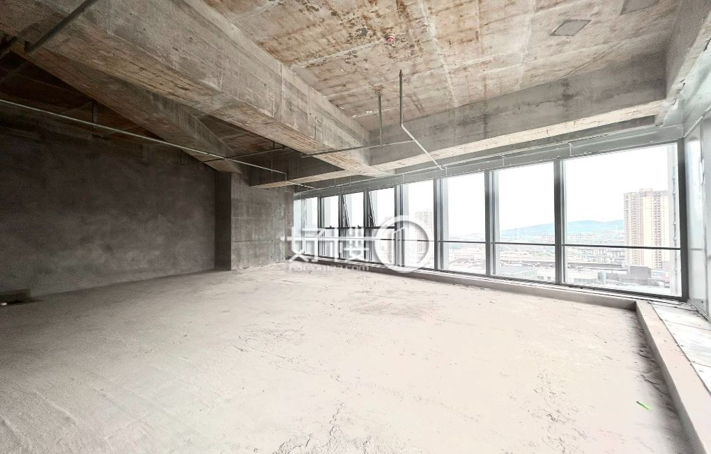 渝北轻轨出口 龙湖天际清水 租金便宜写字楼|办公室出租|租赁/租金/图片